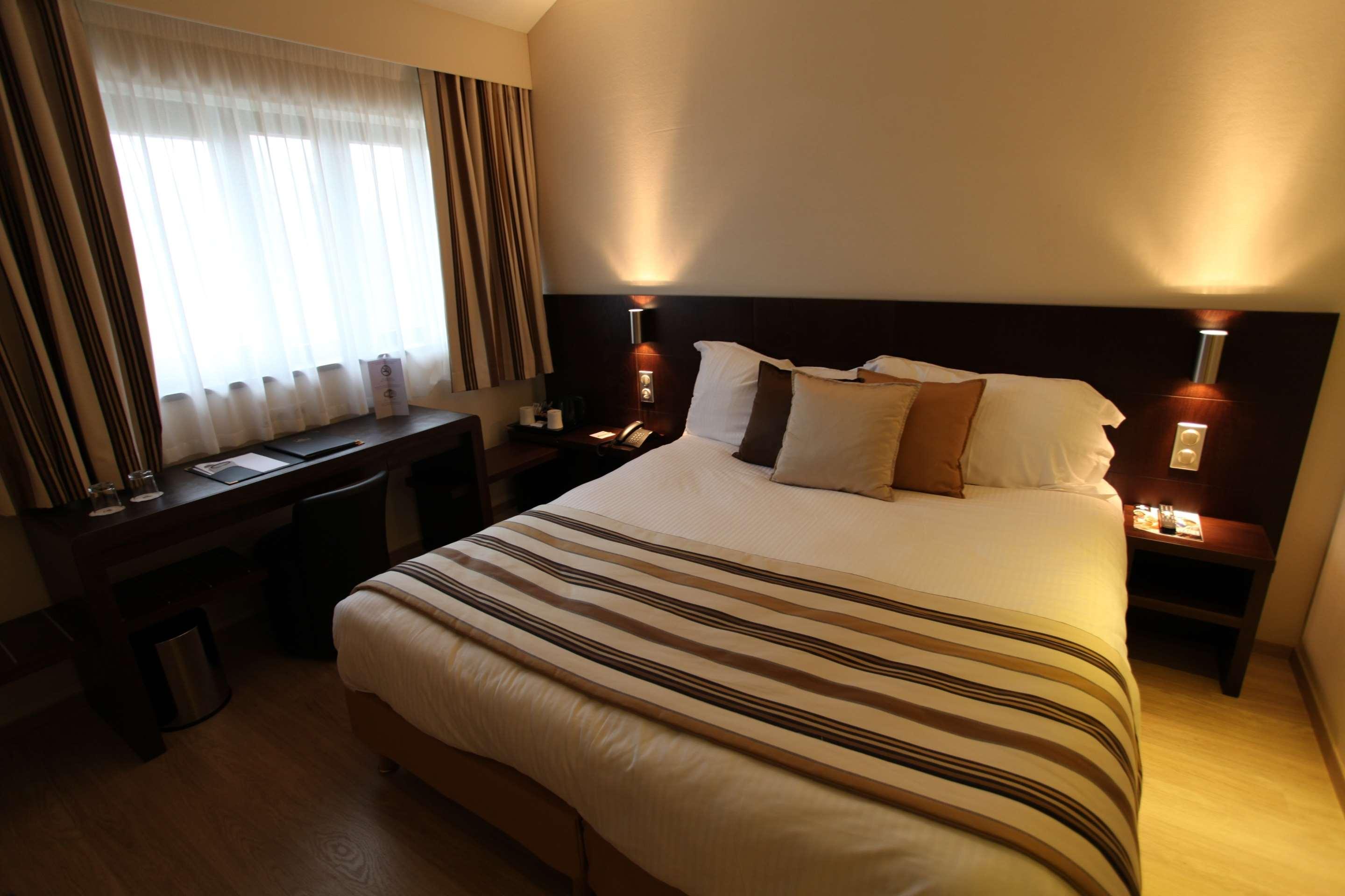 เบสต์ เวสเทิร์น พลัส โฮเต็ล เด ฟรองซ์ Hotel ซัวซง ภายนอก รูปภาพ