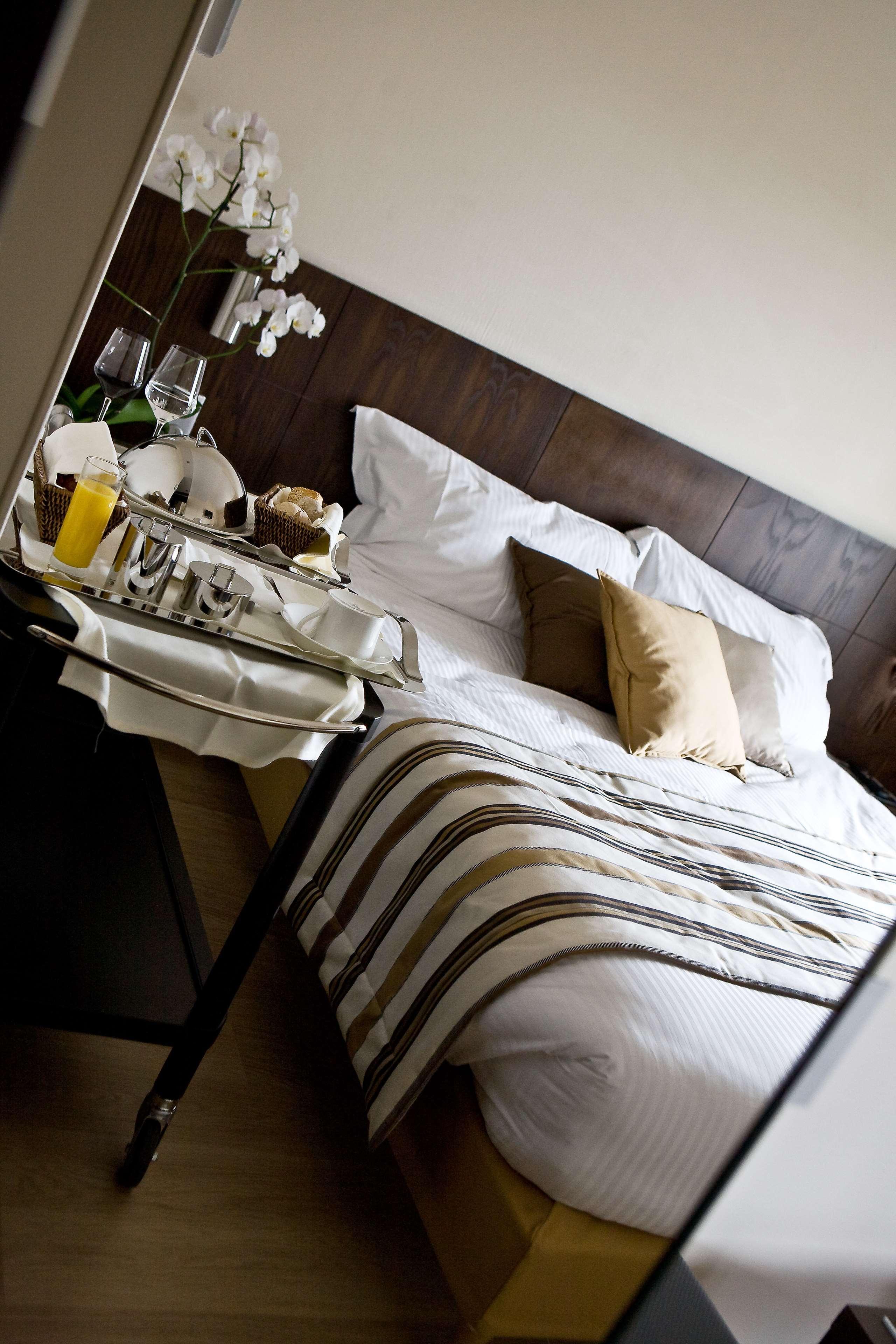 เบสต์ เวสเทิร์น พลัส โฮเต็ล เด ฟรองซ์ Hotel ซัวซง ภายนอก รูปภาพ