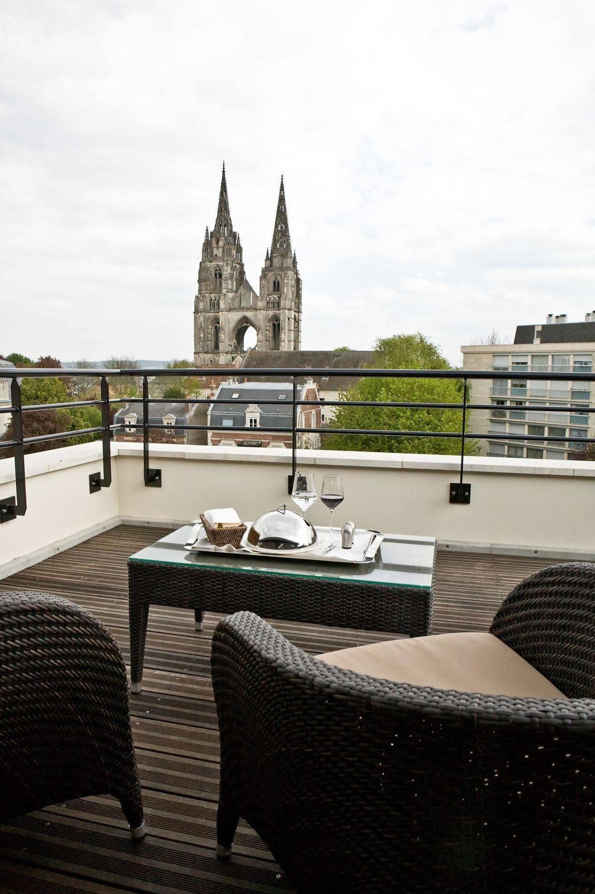 เบสต์ เวสเทิร์น พลัส โฮเต็ล เด ฟรองซ์ Hotel ซัวซง ภายนอก รูปภาพ